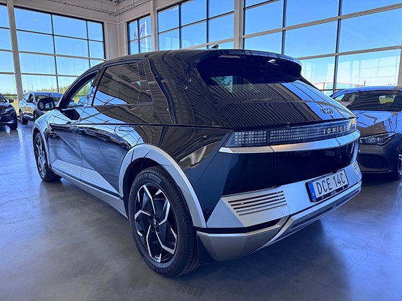 Hyundai Ioniq 5 3 of 5