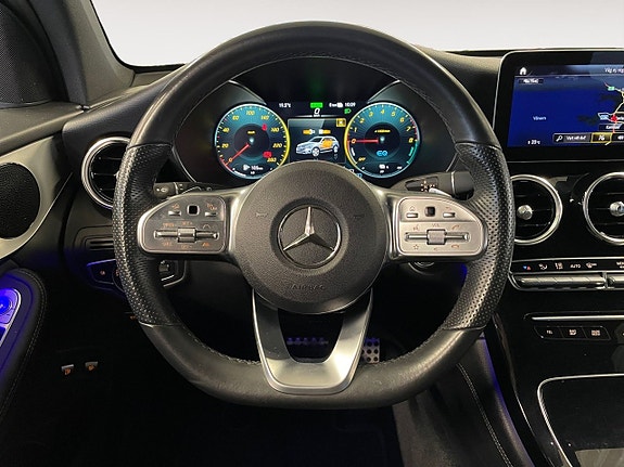 Mercedes-Benz GLC300 e 12 of 22
