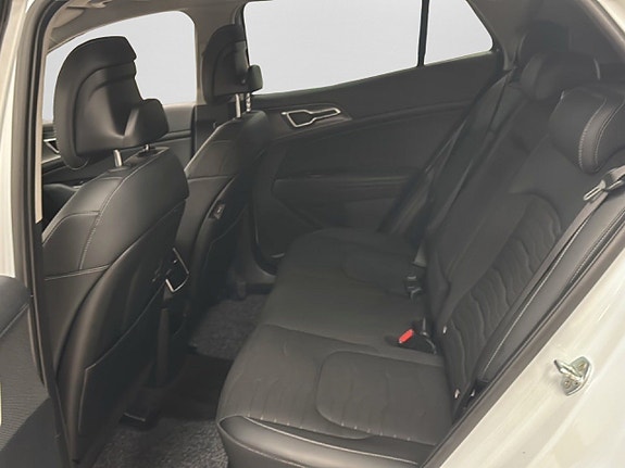 Kia Sportage 9 of 18