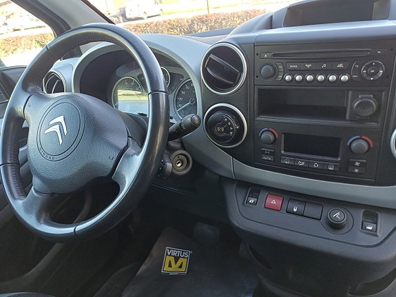 Citroen Berlingo 13 of 30
