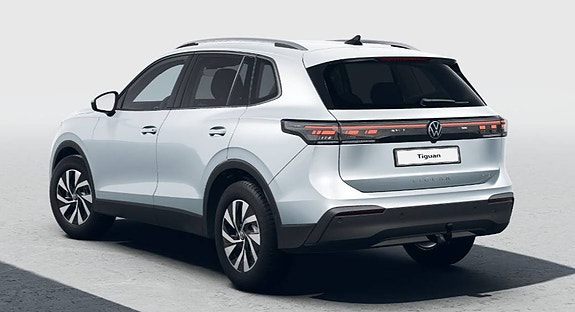 Volkswagen Tiguan 6 of 10