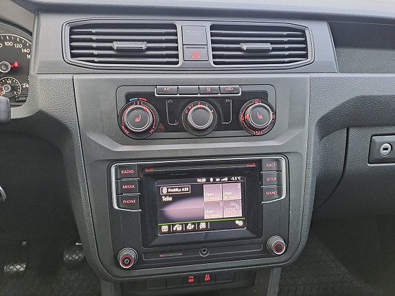 Volkswagen Caddy Maxi 15 of 25