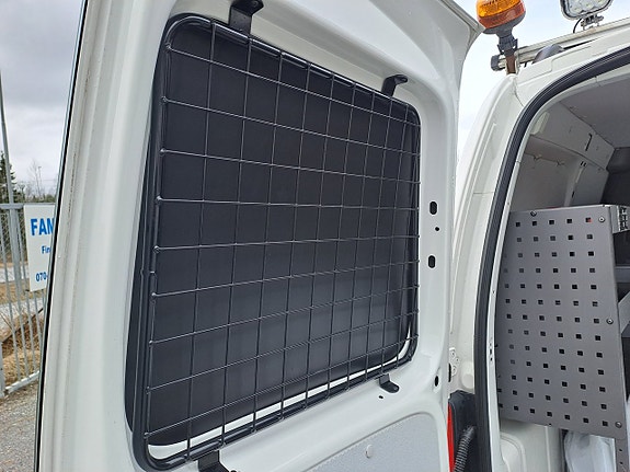 Volkswagen Caddy Maxi 20 of 25