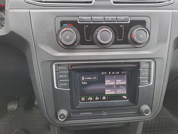Volkswagen Caddy Maxi 22 of 25