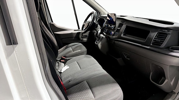 Ford Transit 3 of 5