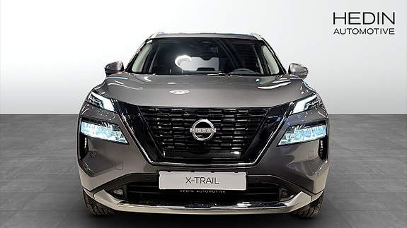 Nissan X-Trail 8 of 17