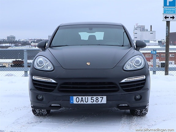 Porsche Cayenne S 26 of 26