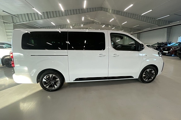 Opel Zafira 7 of 15