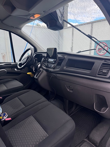 Ford Transit Custom 5 of 5