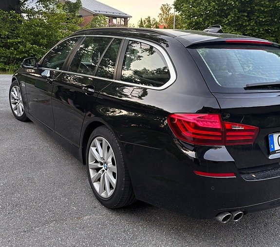 BMW 520d 13 of 16