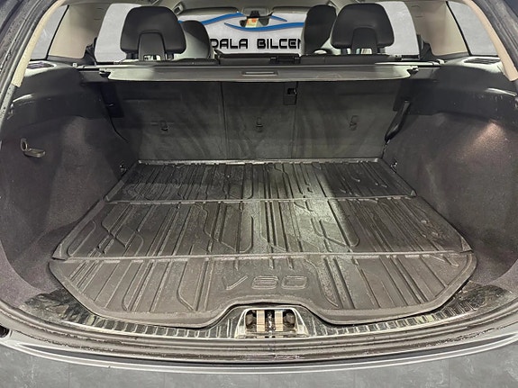 Volvo V60 Cross Country 17 of 21
