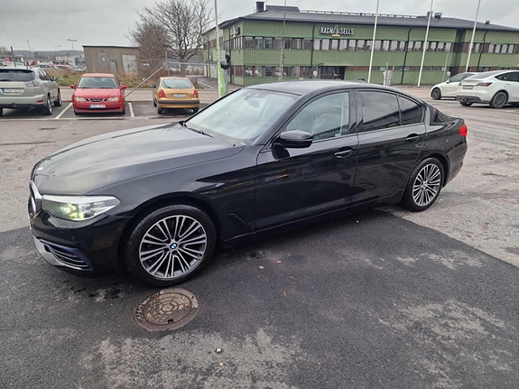 BMW 520d 3 of 5