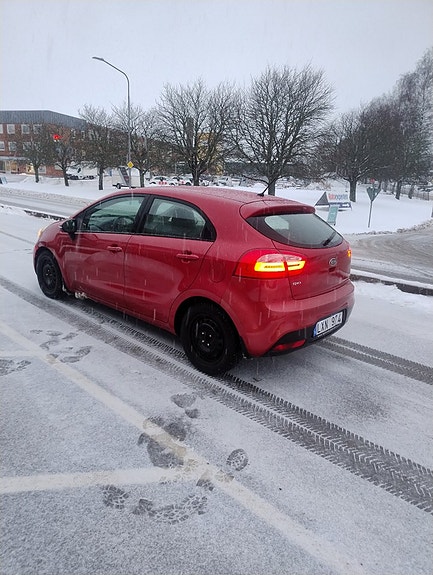 Kia Rio 5 of 5