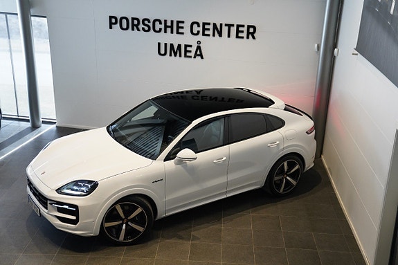 Porsche Cayenne Coupe 25 of 27