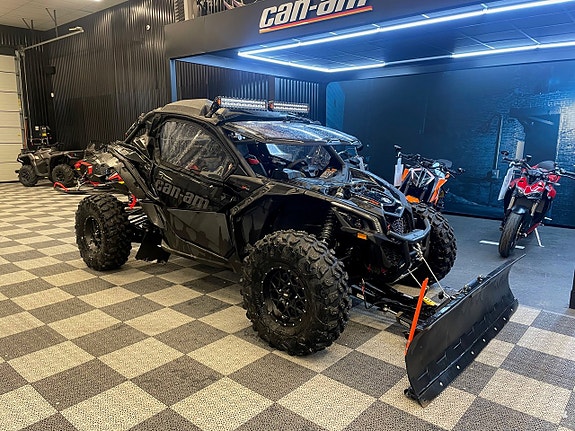 Can-Am Maverick XRS 1000 RR -23 *Massa utrustning*