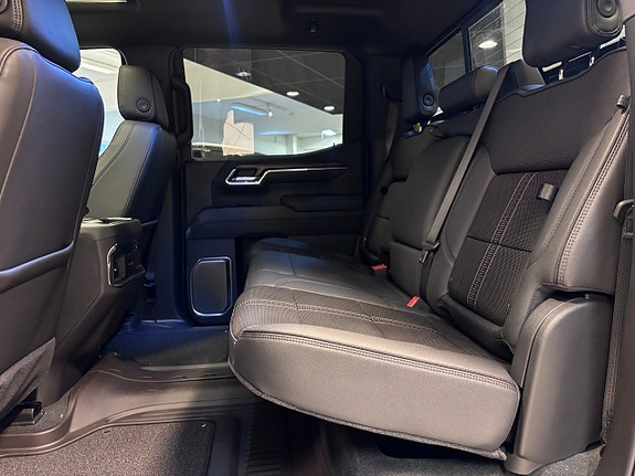 Chevrolet Silverado 1500 9 of 30