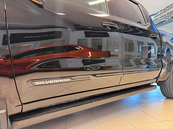 Chevrolet Silverado 1500 7 of 30
