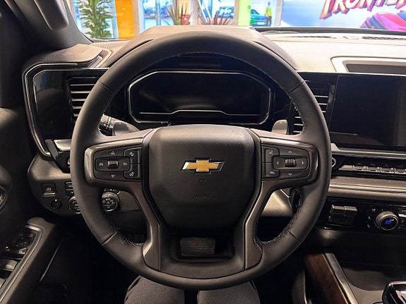 Chevrolet Silverado 1500 16 of 30