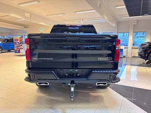 Chevrolet Silverado 1500 28 of 30