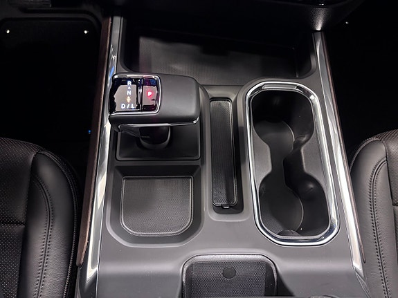 Chevrolet Silverado 1500 17 of 30