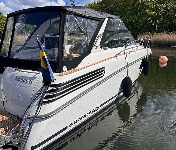 Grandezza 31 DC, *NYSKICK / VIDEO