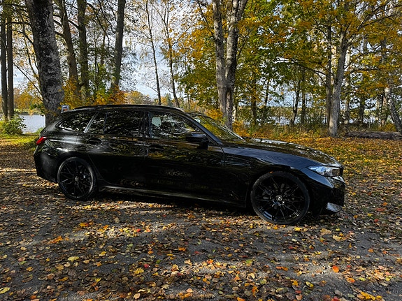 BMW 330e 3 of 3