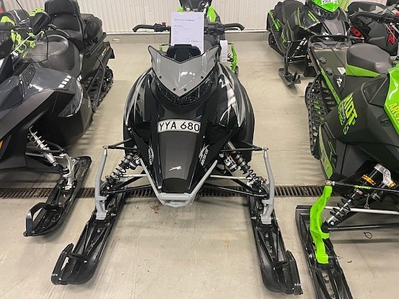 Arctic Cat XF 8000 2 of 5
