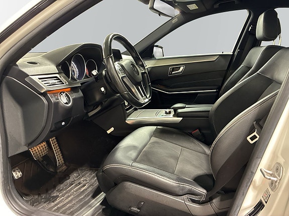 Mercedes-Benz E220 7 of 18