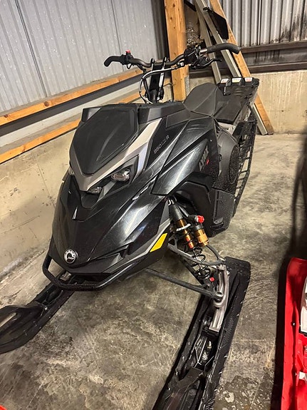 Lynx Shredder RE 3700 850 E-Tec Turbo R