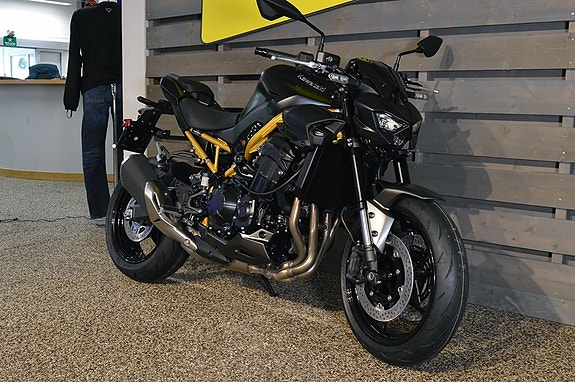Kawasaki Z900 A2 / 35Kw 2 of 11