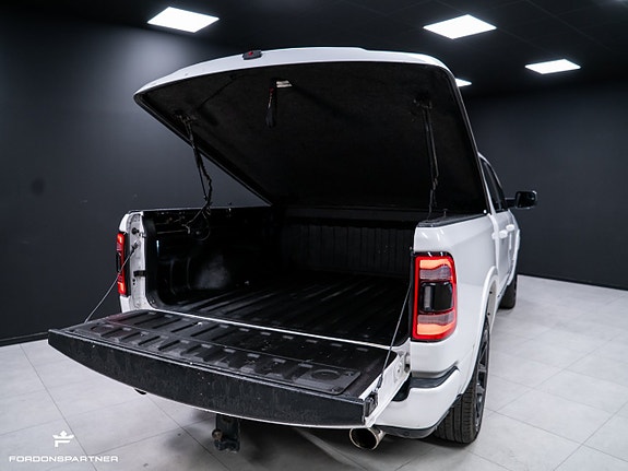 Dodge RAM 1500 14 of 30