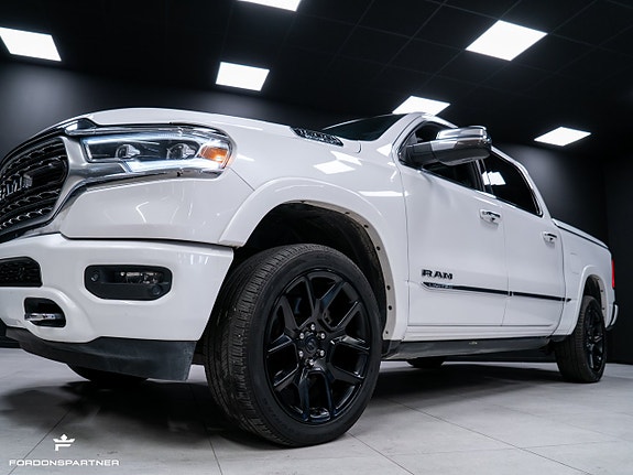 Dodge RAM 1500 4 of 5