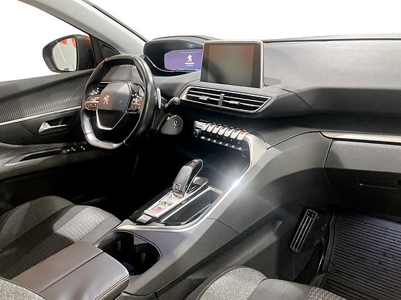 Peugeot 3008 11 of 15