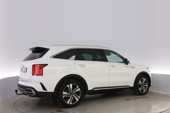 Kia Sorento 3 of 23