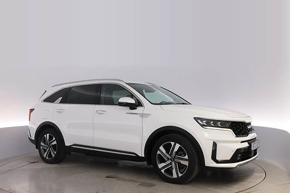 Kia Sorento 2 of 23