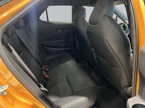 Toyota C-HR 7 of 29