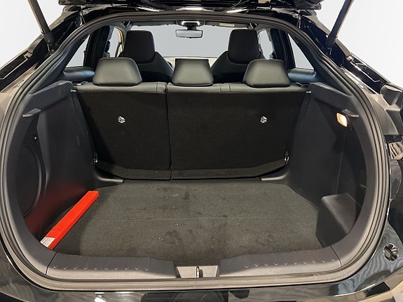 Toyota C-HR 10 of 29