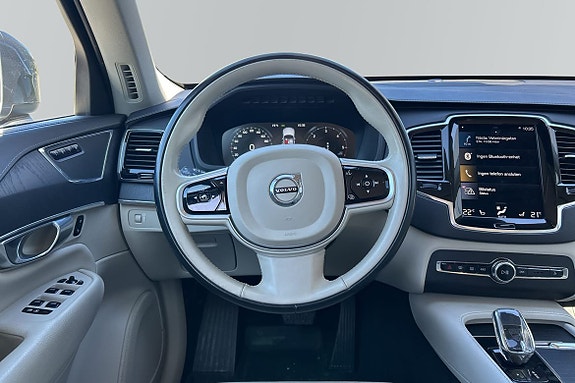 Volvo XC90 9 of 14