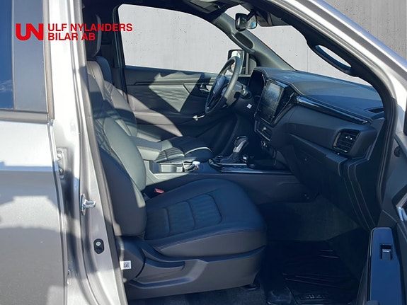 Isuzu XRX 10 of 15
