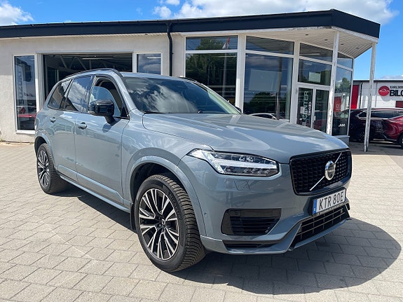 Volvo XC90 3 of 30