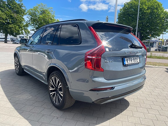 Volvo XC90 7 of 30