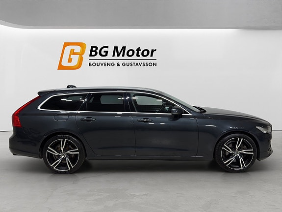 Volvo V90 3 of 5