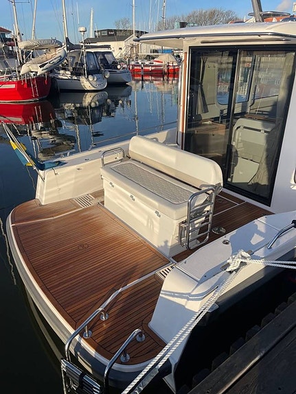 Nimbus C11 Commuter med Volvo Penta D4320  Demobåt 6 of 7