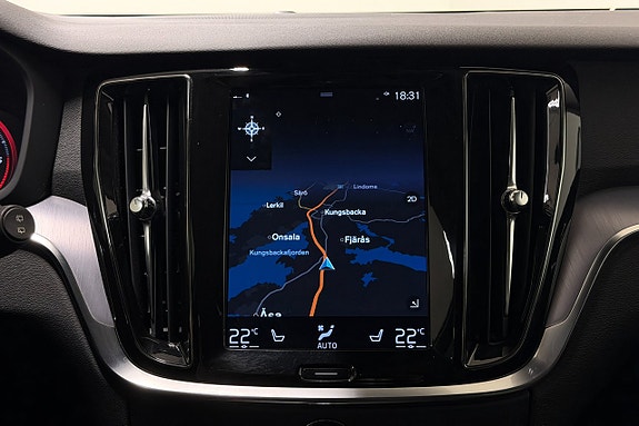Volvo V60 14 of 27