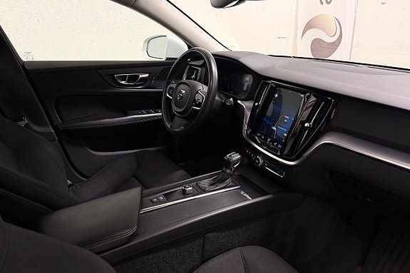 Volvo V60 27 of 27