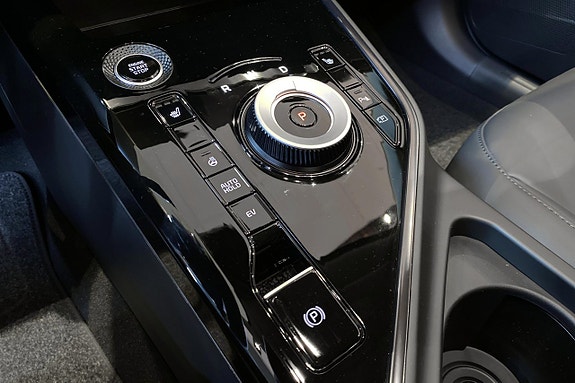 Kia Niro 25 of 25