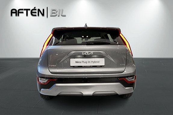 Kia Niro 8 of 25