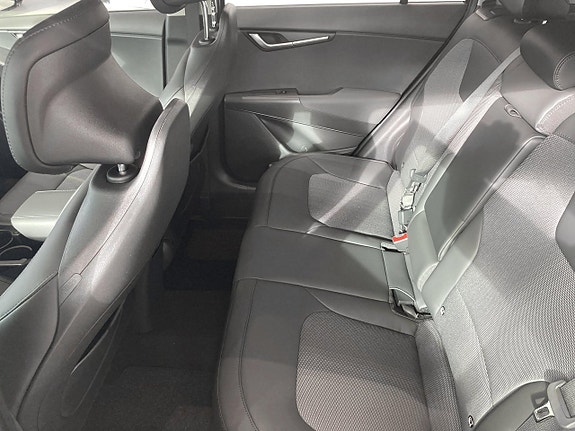 Kia Niro 14 of 21