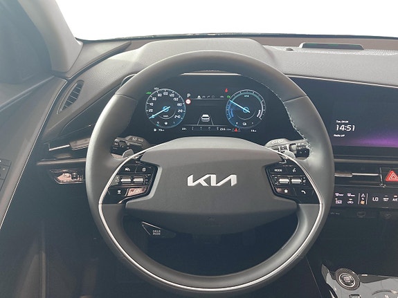 Kia Niro 10 of 21