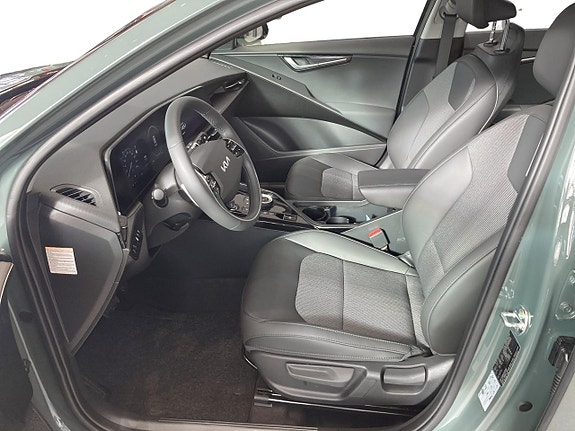 Kia Niro 11 of 21